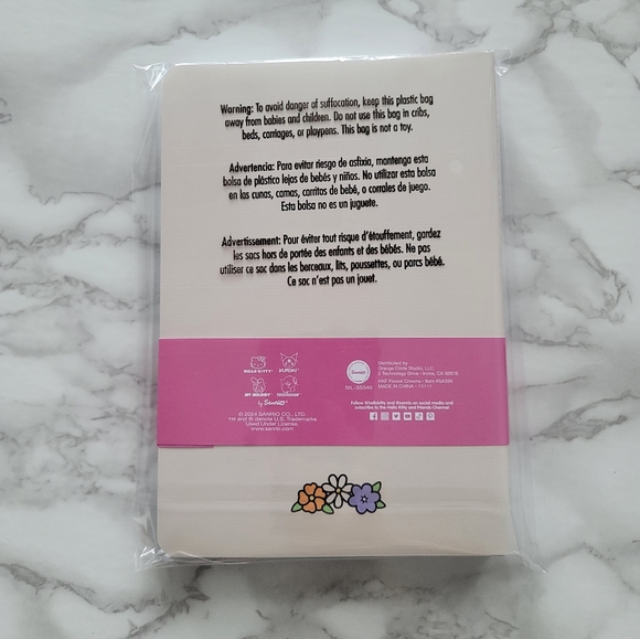 NEW 3 Pack Hello Kitty and Friends Notebooks - Picture 3 of 4